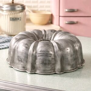 1950s Vintage Bundt Cake Pan 10” Northland Aluminum Products Nordic Style USA
